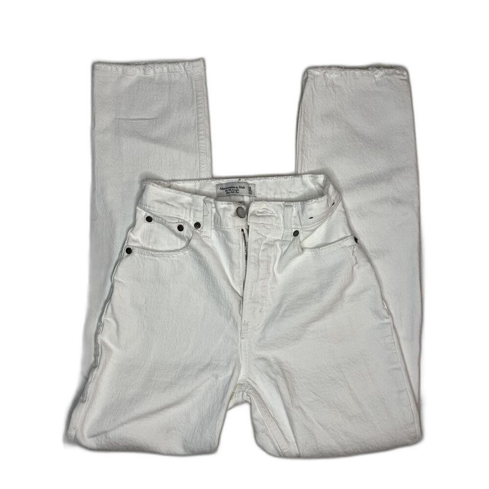Abercrombie Curve Love White Ripped Jeans | Size 24 🤍